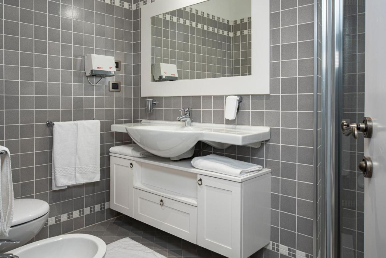 La Canonica Suite Apartments New Location Тренто Екстер'єр фото
