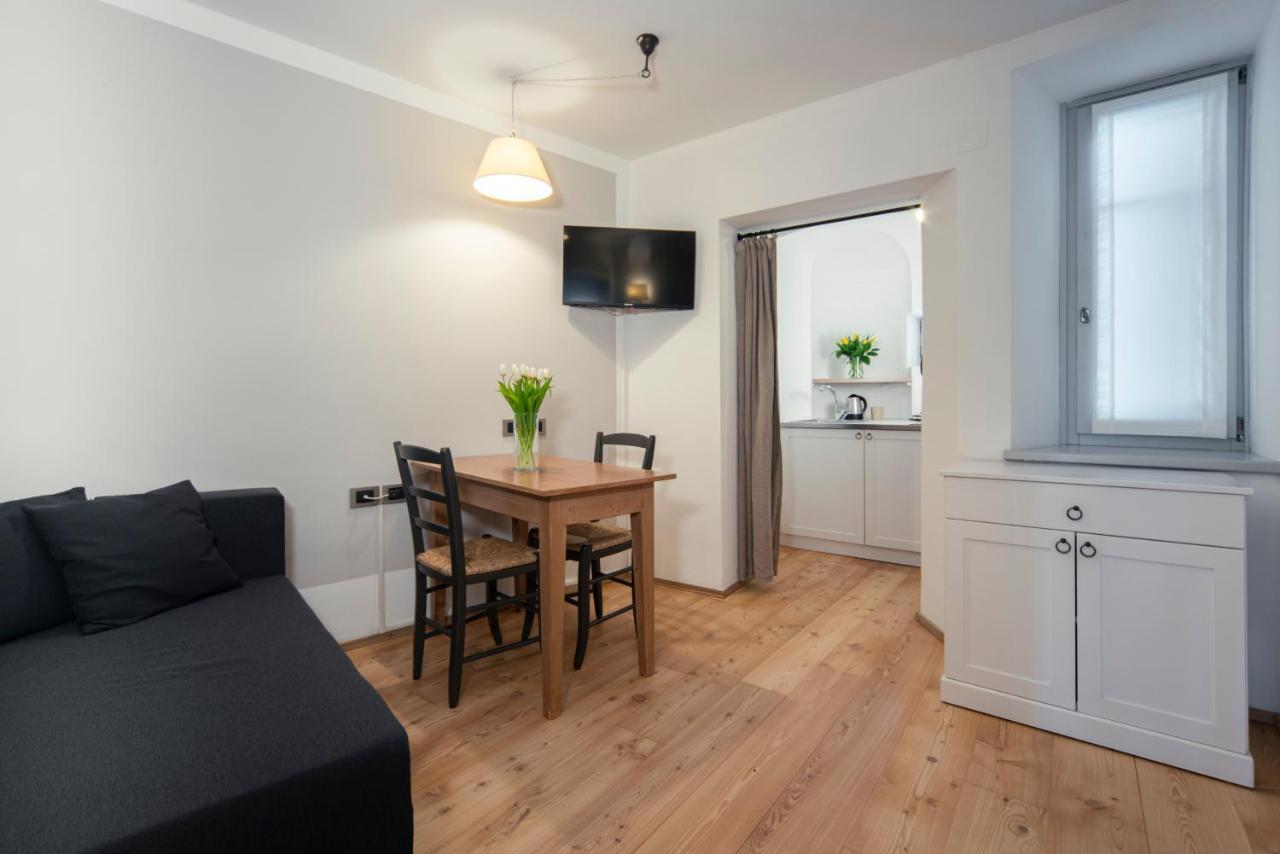 La Canonica Suite Apartments New Location Тренто Екстер'єр фото